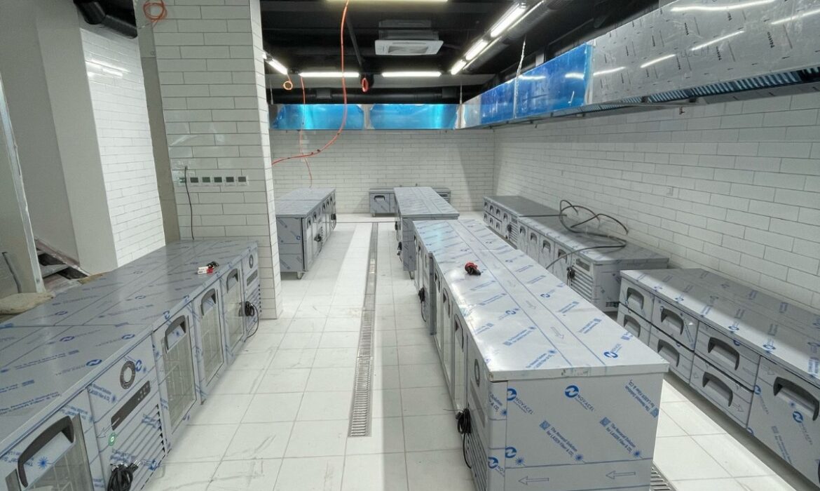 5 Yıldızlı Otel Mutfakları İçin Endüstriyel Buzdolabı Projesi